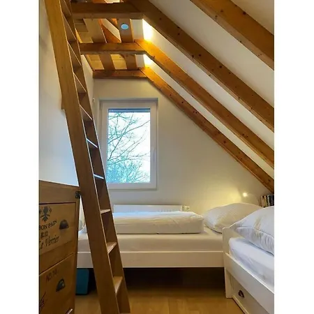 The Hut Apartment *