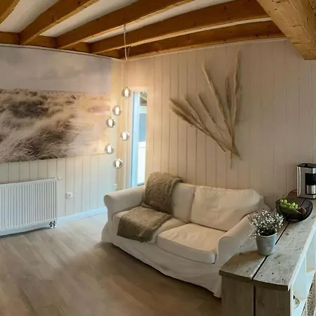 The Hut * Schonhagen (Schleswig-Holstein)